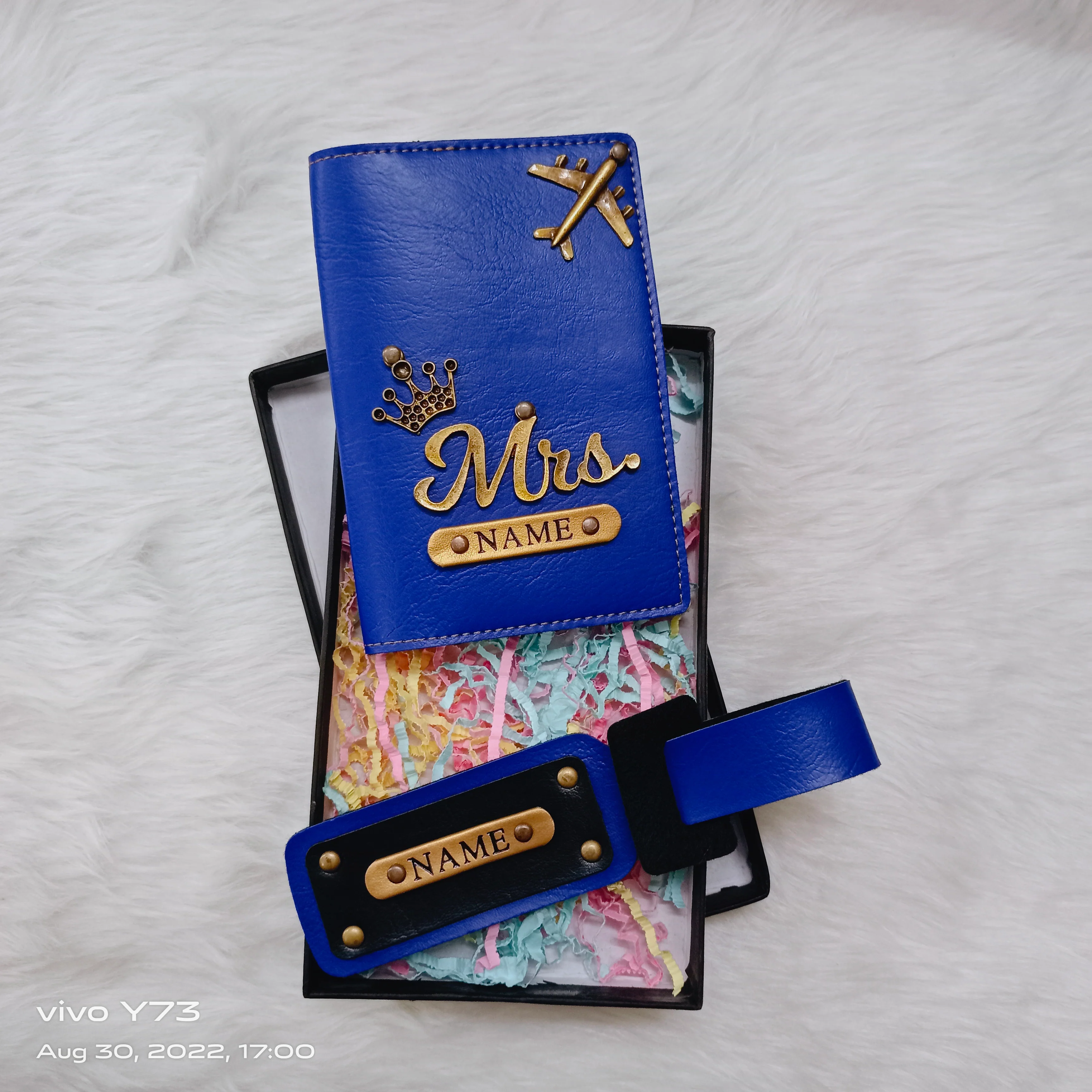 Set of Customised Passport Cover and Luggage Tag - Image 3